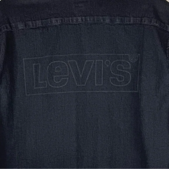 Levi's Men's Black Short Sleeve Button Down Shirt XL Logo Across Back Relaxed - Picture 3 of 10